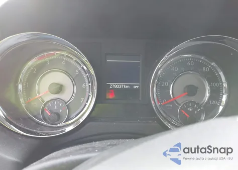 2015 Chrysler Town & Country Touring from USA, damaged, VIN 2C4RC1BG3FR544523